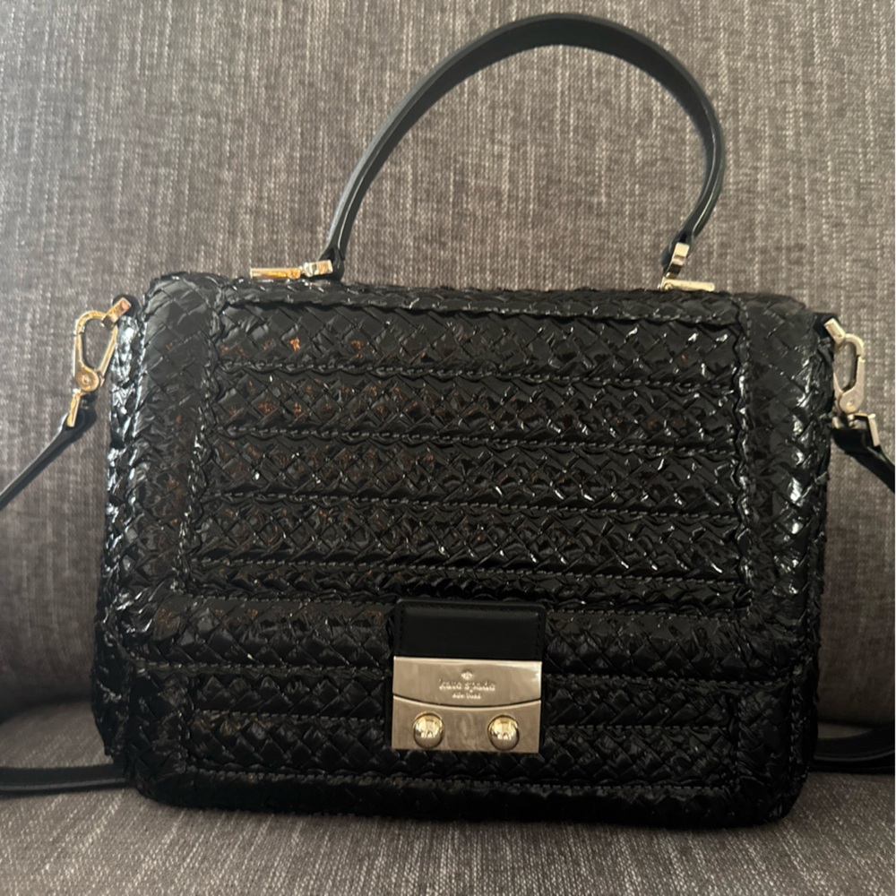 Kate Spade Madison Avenue black lacquered straw purse summer